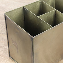 Lade das Bild in den Galerie-Viewer, Besteckkasten Messing Metall