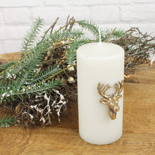 Lade das Bild in den Galerie-Viewer, 4er Set Kerzenstecker Hirschkopf gold antik