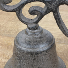 Lade das Bild in den Galerie-Viewer, Wandglocke