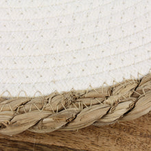 Lade das Bild in den Galerie-Viewer, 2er Set Platzmatten rund mit Seegrasumrandung
