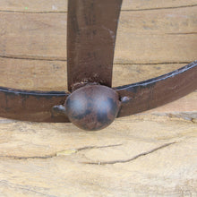 Lade das Bild in den Galerie-Viewer, Deko Krone Metall Rostbraun