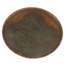 Lade das Bild in den Galerie-Viewer, Dekoteller Eisen antikrost patiniert 28 cm