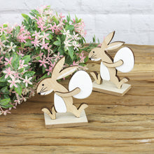 Lade das Bild in den Galerie-Viewer, Hase mit Keramik-Ei 2er Set