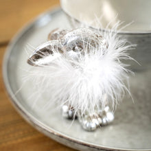 Lade das Bild in den Galerie-Viewer, 2er Set Hase mit Federboa Silber