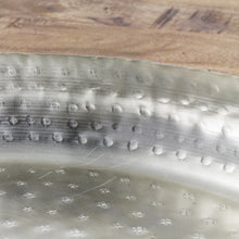 Lade das Bild in den Galerie-Viewer, Tablett gehämmert antik silber