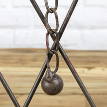 Lade das Bild in den Galerie-Viewer, Buchhalter, Metall, dunkelrostfarbig lackiert