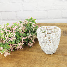 Lade das Bild in den Galerie-Viewer, Teelichthalter Weiß Metall