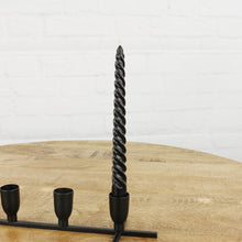 Lade das Bild in den Galerie-Viewer, 8er Set Spiralkerzen schwarz