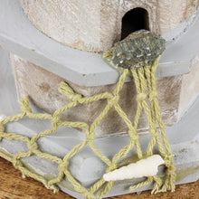 Lade das Bild in den Galerie-Viewer, LED Leuchtturm braun grau