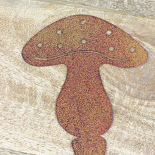 Lade das Bild in den Galerie-Viewer, Deko Pilze zum stecken Metall Rost