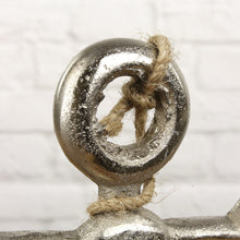 Lade das Bild in den Galerie-Viewer, Anker auf Holzfuß klein