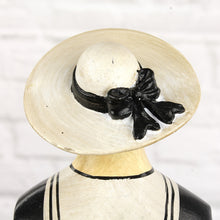 Lade das Bild in den Galerie-Viewer, Schmuckbüste aus Holz - schwarz