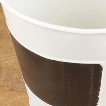 Lade das Bild in den Galerie-Viewer, 2er Set Hängeblumentopf Metall Weiß Shabby