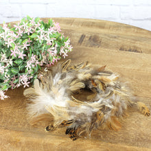 Lade das Bild in den Galerie-Viewer, Federkranz Perlhuhn natur 15 cm