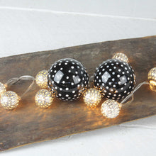 Lade das Bild in den Galerie-Viewer, Lichterkette Metallball silber