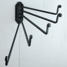 Lade das Bild in den Galerie-Viewer, Handtuchhalter Geschmiedet Schwarz