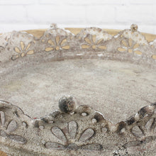 Lade das Bild in den Galerie-Viewer, Kronen Tablett 3-Set, antik Grau Braun