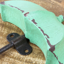 Lade das Bild in den Galerie-Viewer, Wandhaken Schirm grün braun Kleiderhaken Garderobenhaken