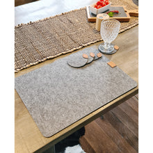 Lade das Bild in den Galerie-Viewer, Glas Untersetzer Filz mit Leder 4Stk. Grau