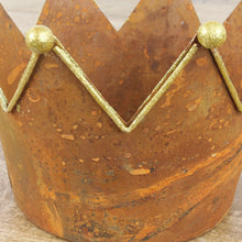 Lade das Bild in den Galerie-Viewer, Krone Metall - rostbraun
