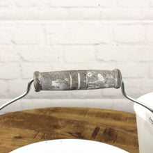 Lade das Bild in den Galerie-Viewer, 2er Set Zinkeimer Weiß 18 cm