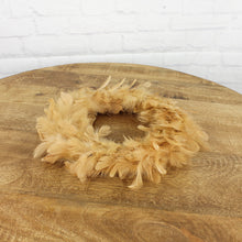 Lade das Bild in den Galerie-Viewer, Federkranz Braun 25 cm