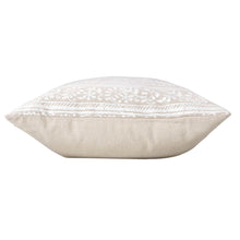 Lade das Bild in den Galerie-Viewer, Kissen Beige Weiß 45 x 45 cm oder 40 x 60 cm