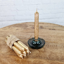 Lade das Bild in den Galerie-Viewer, 2er Set Tischkerze gold Metallic / 4-Pack