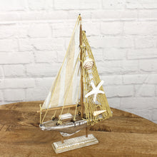 Lade das Bild in den Galerie-Viewer, Deko Segelboot