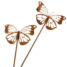 Lade das Bild in den Galerie-Viewer, 2er Set Gartenstecker Schmetterling Rost