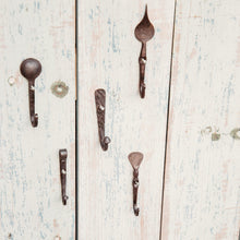 Lade das Bild in den Galerie-Viewer, Haken Metall schwarz