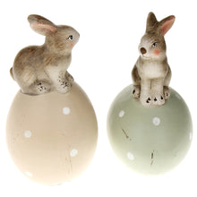 Lade das Bild in den Galerie-Viewer, 2er Set Hase auf Ei Keramik