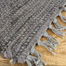 Lade das Bild in den Galerie-Viewer, Platzset Baumwolle dunkelgrau viereckig