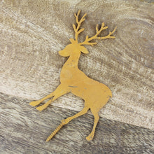 Lade das Bild in den Galerie-Viewer, 2er Set Deko Hirsche Metall Rost auf Schraube