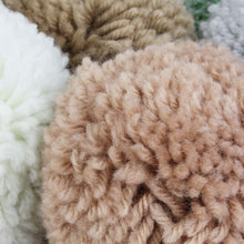 Lade das Bild in den Galerie-Viewer, Dekohänger aus Wolle im 4er Set