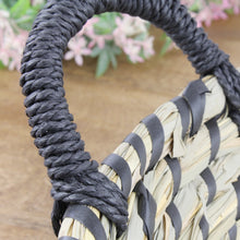 Lade das Bild in den Galerie-Viewer, Dekokorb Seegras Schwarz oder Weiß