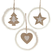 Lade das Bild in den Galerie-Viewer, 3er Set Weihnachtshänger mit Fell rund Holz