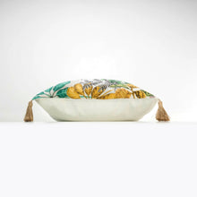 Lade das Bild in den Galerie-Viewer, Kissen Tiger Dschungel 45 x 45 cm