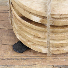 Lade das Bild in den Galerie-Viewer, Untersetzer Mangolholz mit Deckelhalter 6 Stück