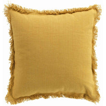Lade das Bild in den Galerie-Viewer, Kissen 45x45 gelb mit Fransen und Inlett