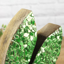 Lade das Bild in den Galerie-Viewer, 2er Set Osterhase Holz Grün Mosaik