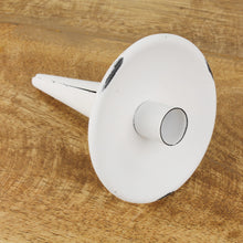 Lade das Bild in den Galerie-Viewer, Flaschen-Kerzenhalter, Weiß - Metall