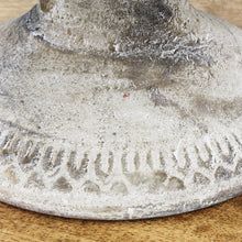 Lade das Bild in den Galerie-Viewer, Etagere Metall Antikgrau