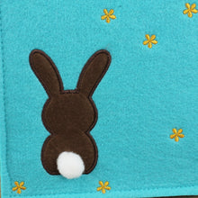 Lade das Bild in den Galerie-Viewer, Osterfilztasche Türkis mit Osterhase