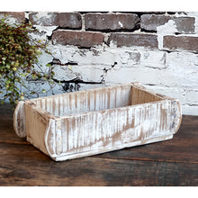 Lade das Bild in den Galerie-Viewer, Ziegelform aus Holz, Antik-Weiß