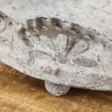Lade das Bild in den Galerie-Viewer, Kronen Tablett 3-Set, antik Grau Braun