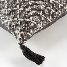 Lade das Bild in den Galerie-Viewer, Set Kissen Decke Schwarz Beige