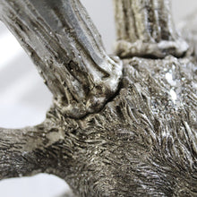 Lade das Bild in den Galerie-Viewer, Hirschbüste Silber Glitzernd