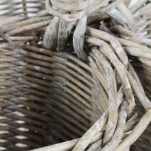 Lade das Bild in den Galerie-Viewer, Besteckkorb rund 3 Fächer aus Korb