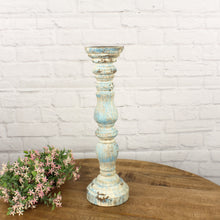 Lade das Bild in den Galerie-Viewer, Kerzenständer 40 cm hoch, Design Shabby Look